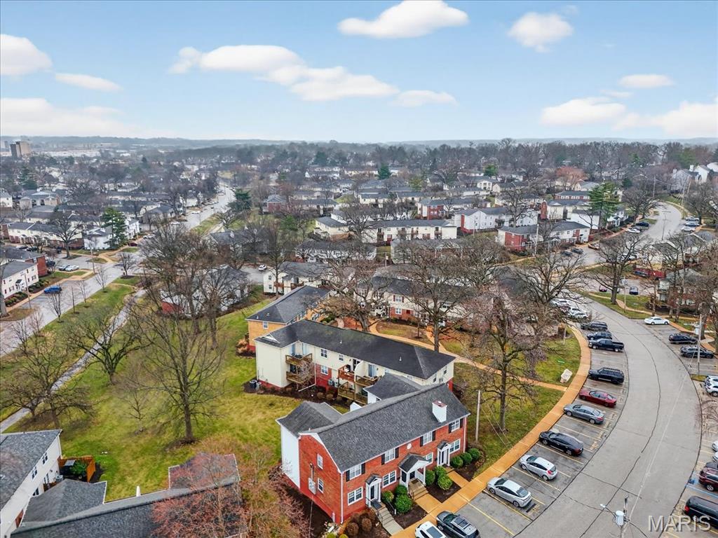 Brentwood Forest Condo Ph Five - Residential