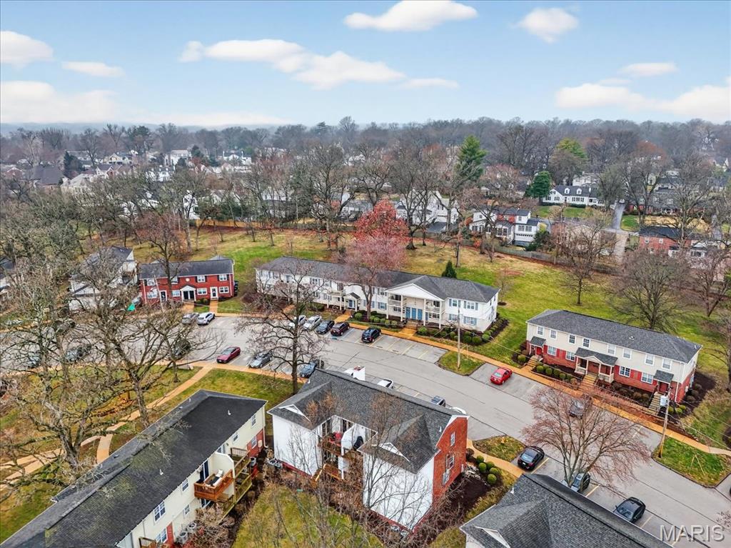 Brentwood Forest Condo Ph Five - Residential