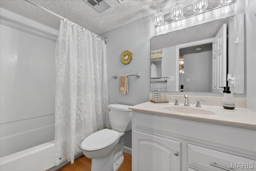 Brentwood Forest Condo Ph Five - Residential