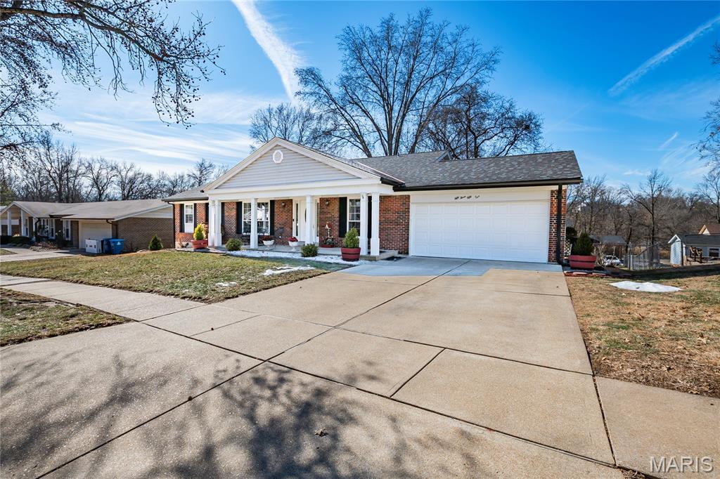 Casa Royale 2 - Residential