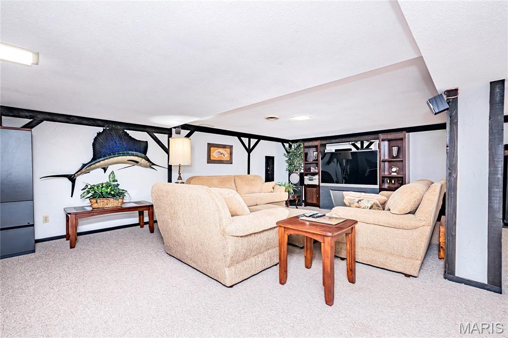 Casa Royale 2 - Residential