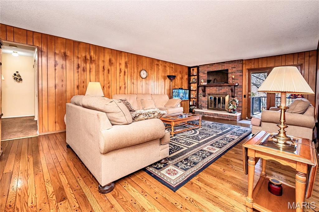 Casa Royale 2 - Residential