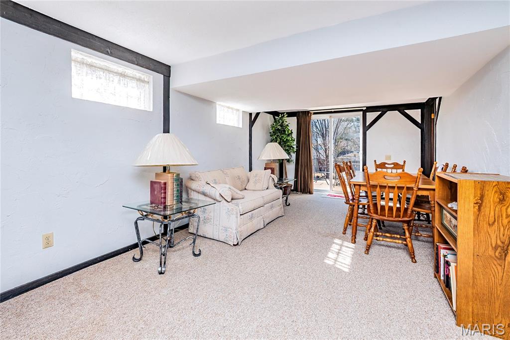 Casa Royale 2 - Residential