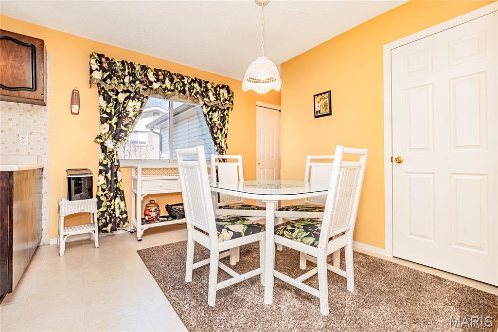 Casa Royale 2 - Residential