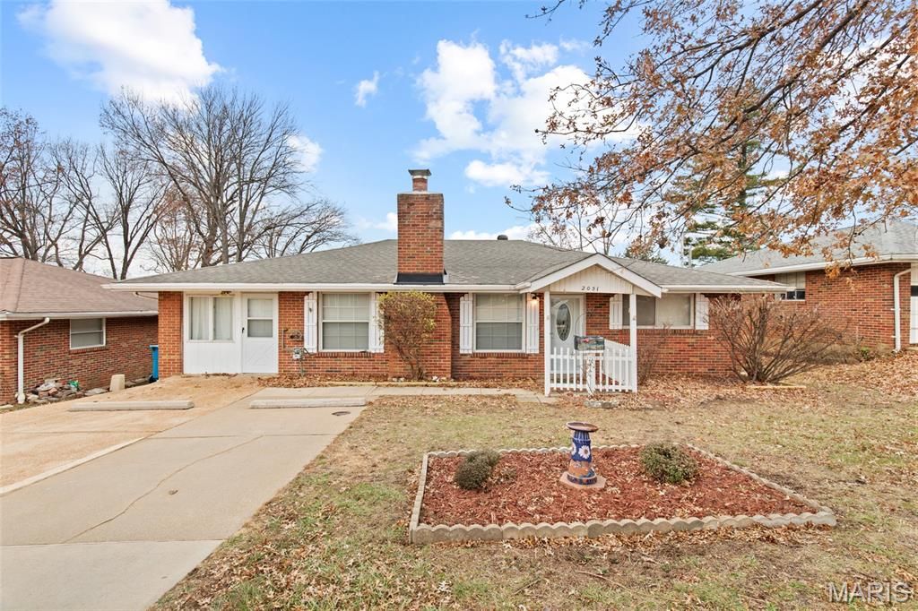 Photo of 2051 Goodale Avenue, St Louis, MO 63114 (MLS # 26024694)