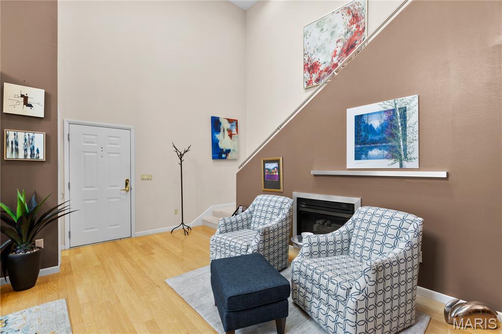 Carlton Manor Condo - Residential