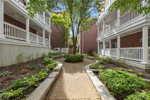 Photo of 505 North and South RD #3b, University City, MO 63130 (MLS # 26024468)