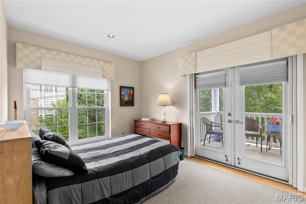 Carlton Manor Condo - Residential