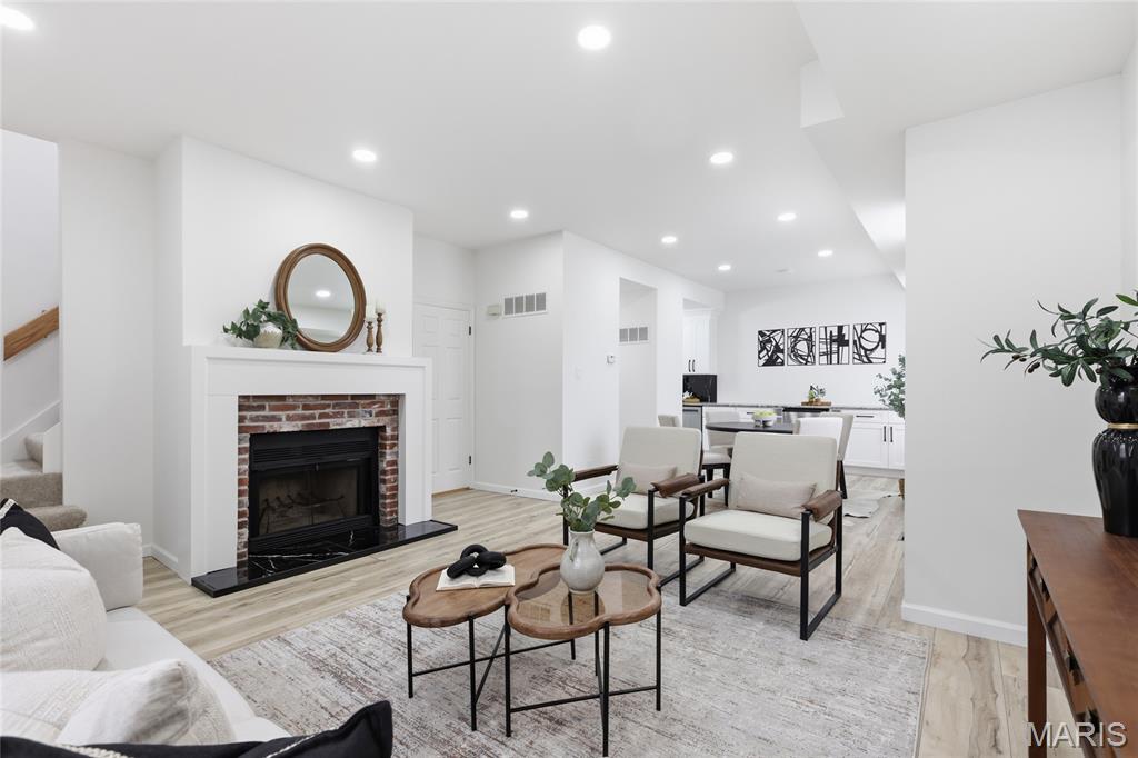 Lindells Add - Residential