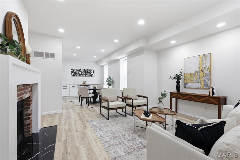 Lindells Add - Residential