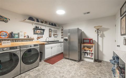 Tiny photo for 8096 Buffington Road, Summersville, MO 65571 (MLS # 26030314)