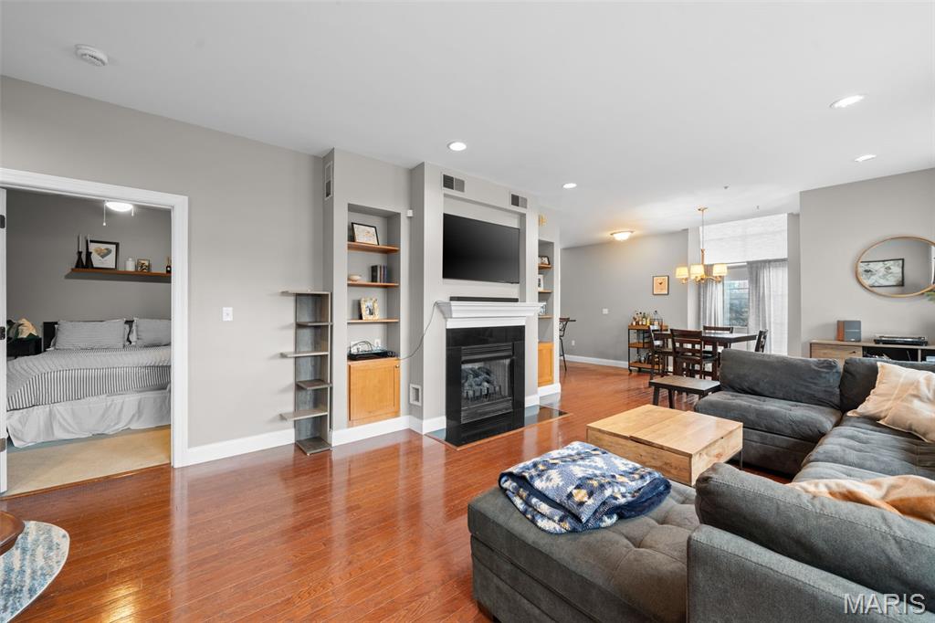 Georgian Condos - Residential