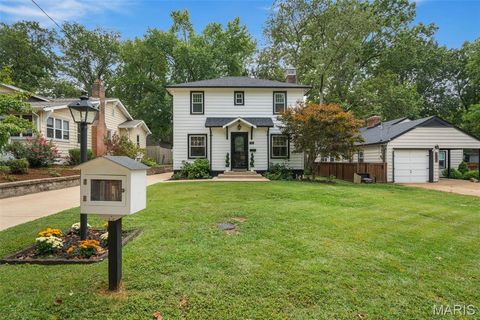 706 Atalanta Avenue Webster Groves MO 63119