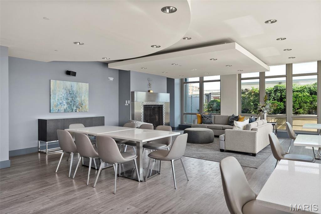 Park East Tower - Residential Lease