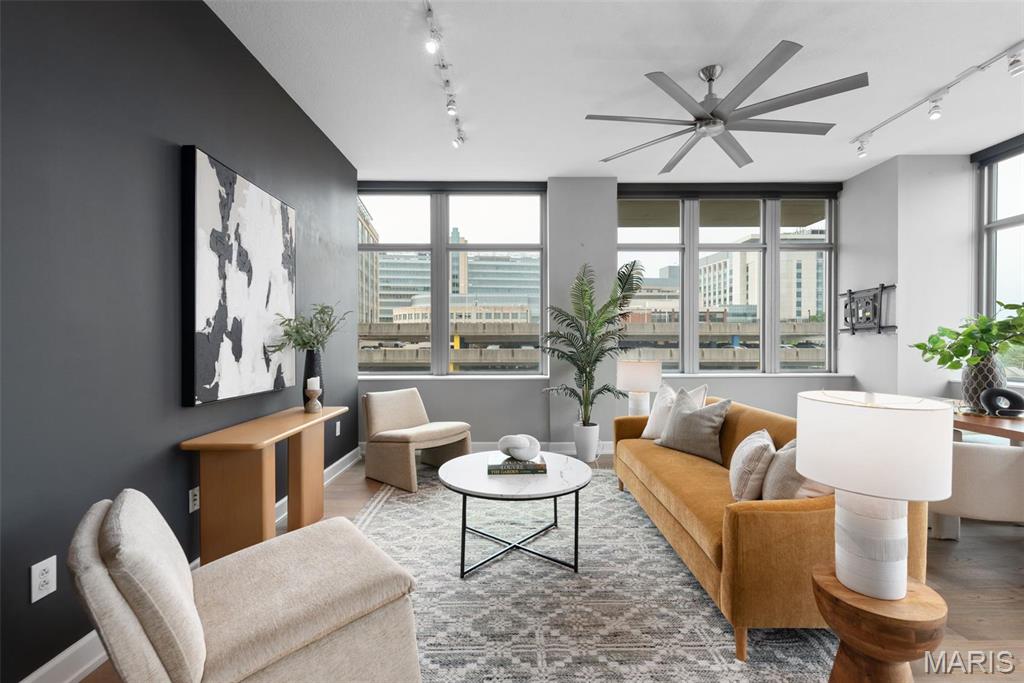 Park East Tower - Residential Lease