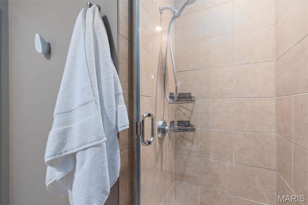 Park East Tower - Residential Lease