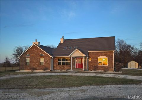 Photo of 21505 Highway 61, Bowling Green, MO 63334 (MLS # 26001437)