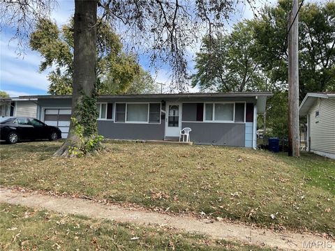 130 Dauphin Lane Florissant MO 63033