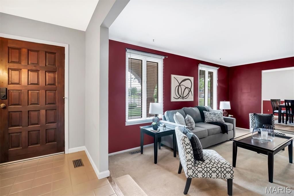 Photo of 10001 Kalinda Lane, Sunset Hills, MO 63128 (MLS # 26023728)