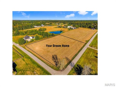 Photo of 141 Michaelangelo Dr DR, Moscow Mills, MO 63362 (MLS # 26064617)