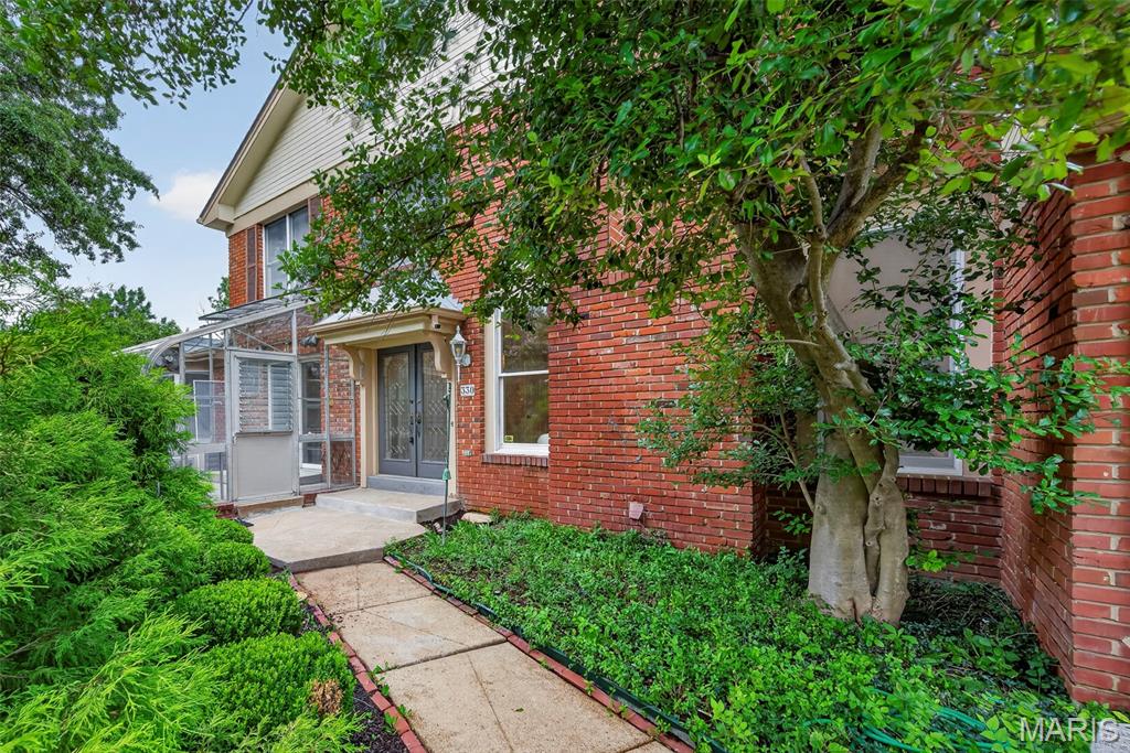 330 Morristown Court
