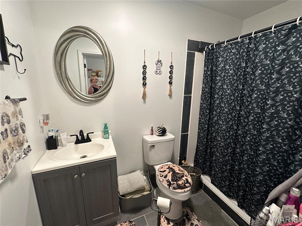 Unknown - Commercial Sale