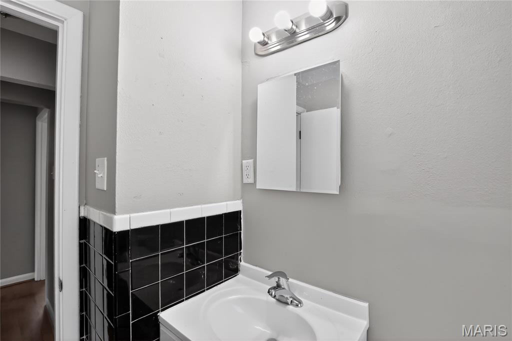 Vinita Terrace - Residential