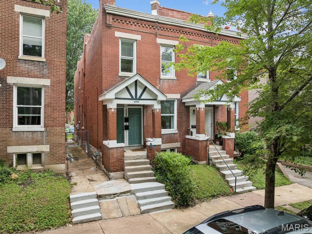 Photo 1 of 33 — 4265 Botanical Avenue, St Louis, MO 63110