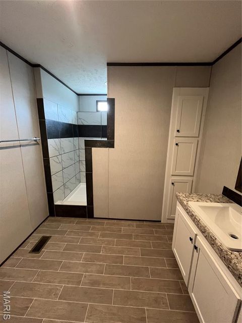 Tiny photo for 845 Highway EE, Winfield, MO 63389 (MLS # 26016581)