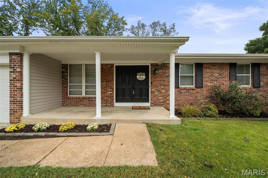 1365 Twin Trails Court