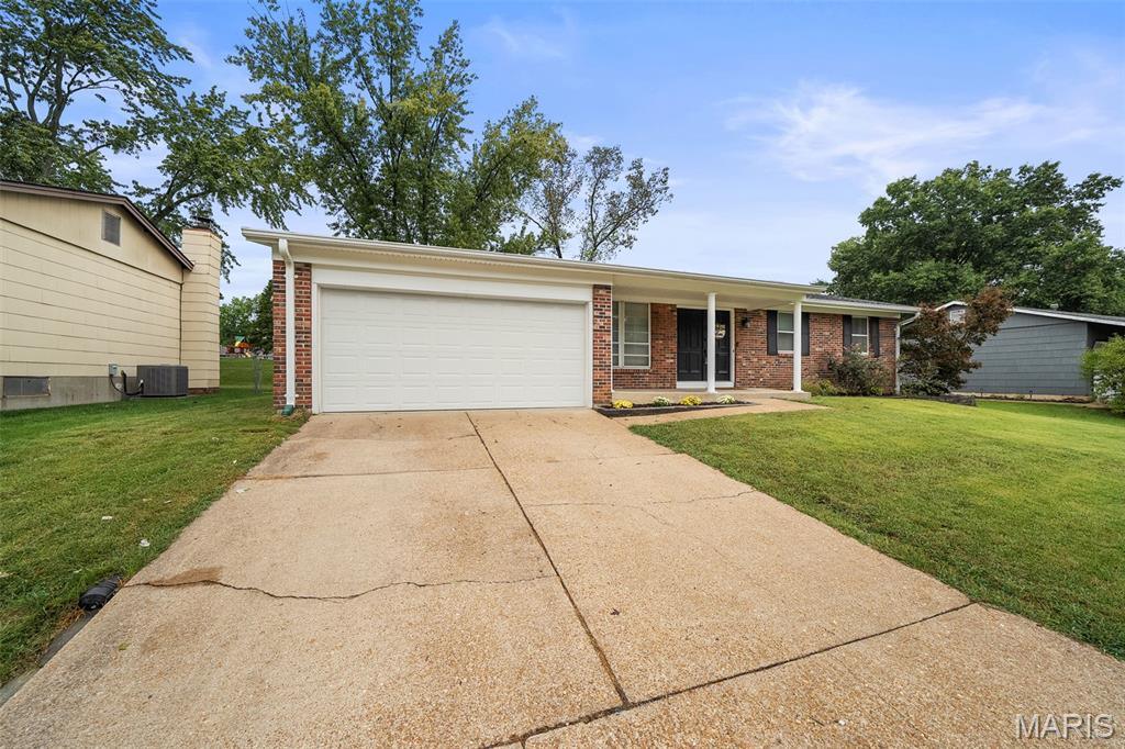 1365 Twin Trails Court
