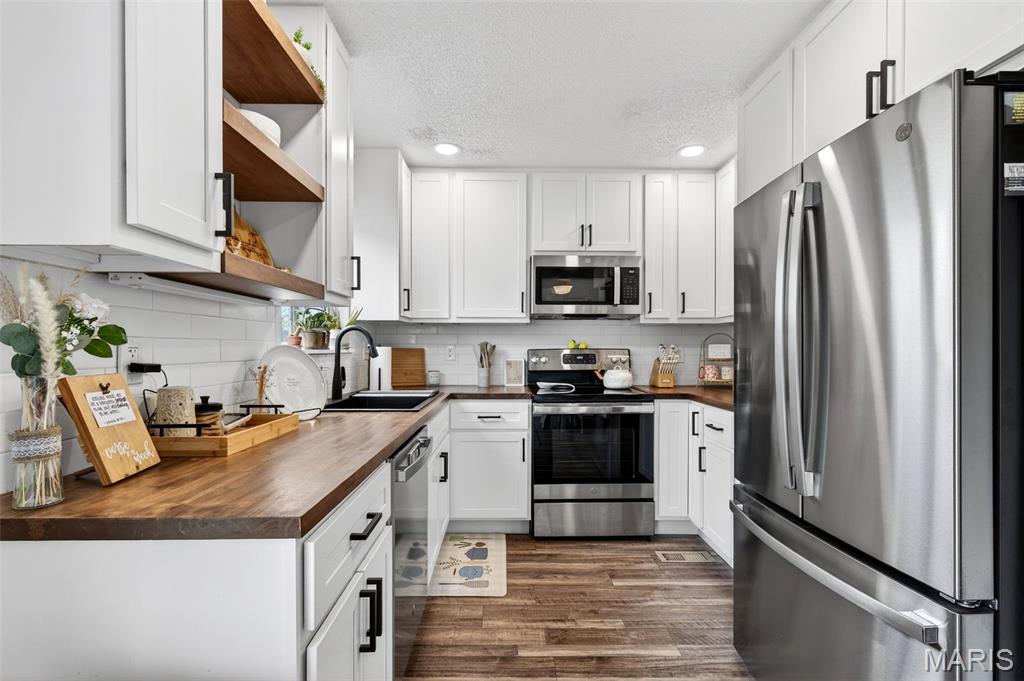 St Peters Condos Ph6 - Residential