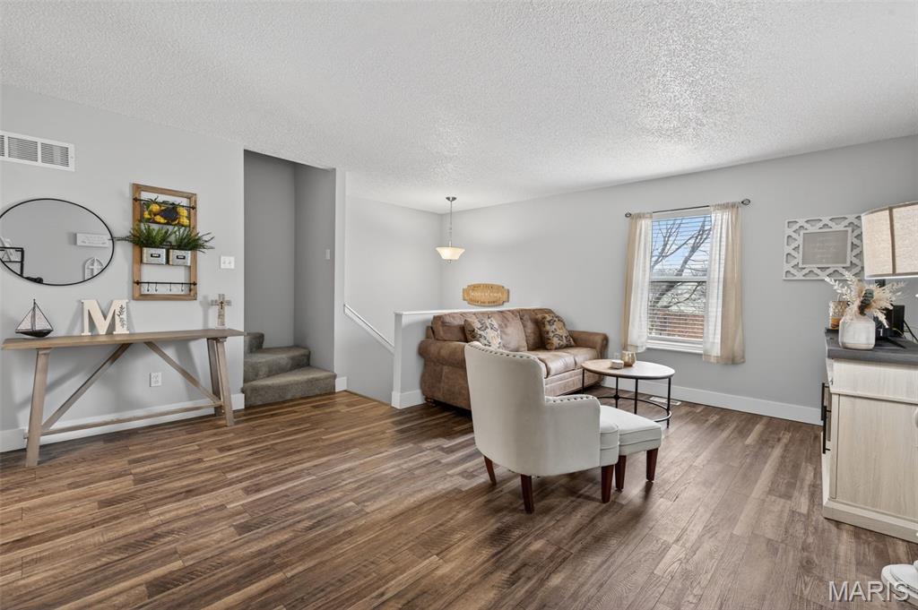 St Peters Condos Ph6 - Residential