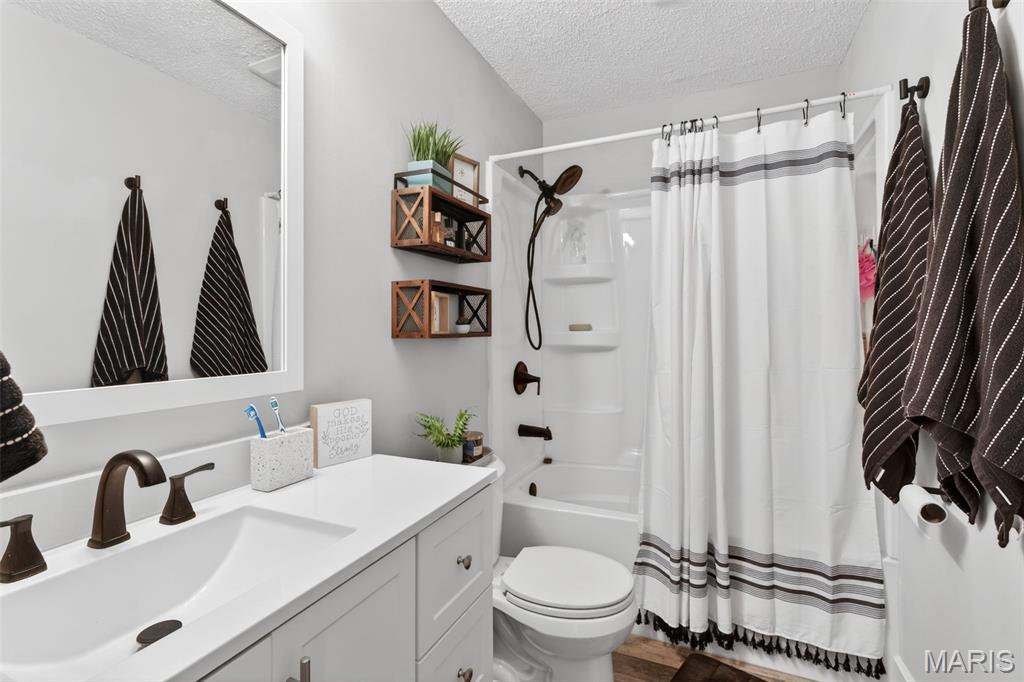 St Peters Condos Ph6 - Residential