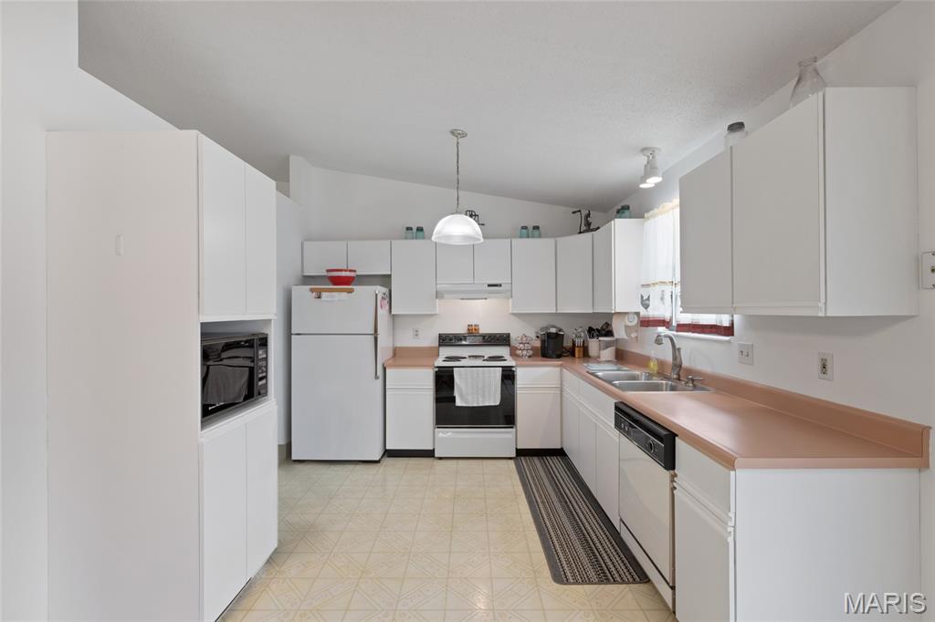 Barrington Oaks 02 - Residential