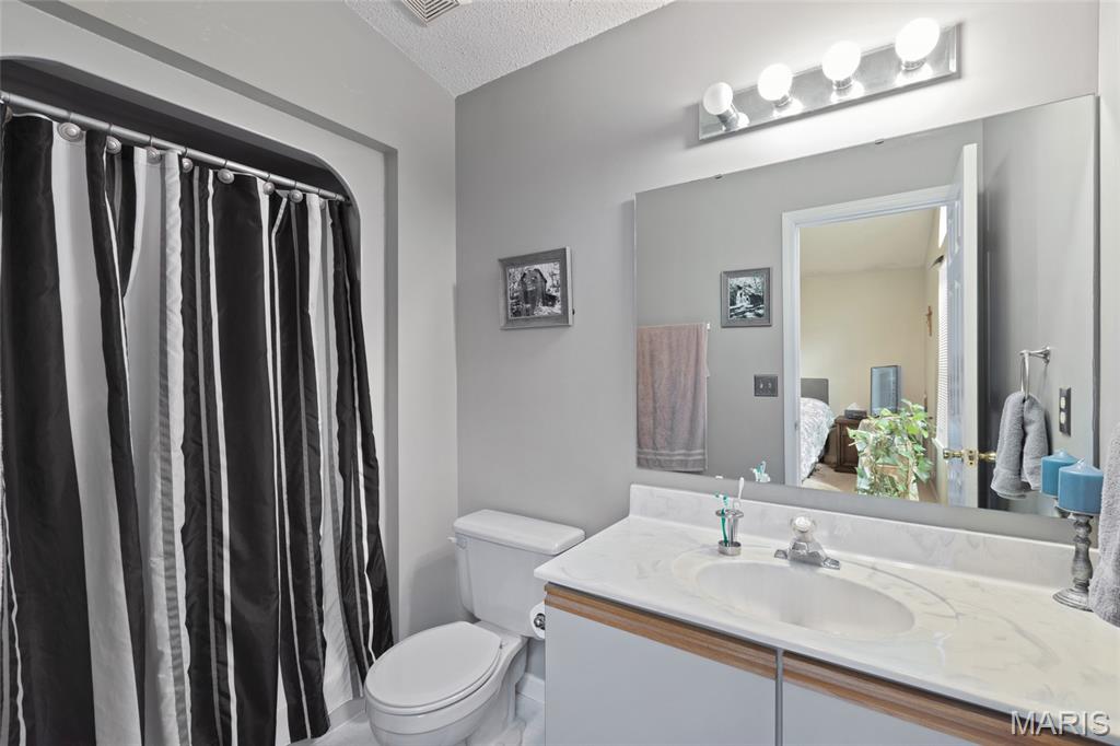 Barrington Oaks 02 - Residential