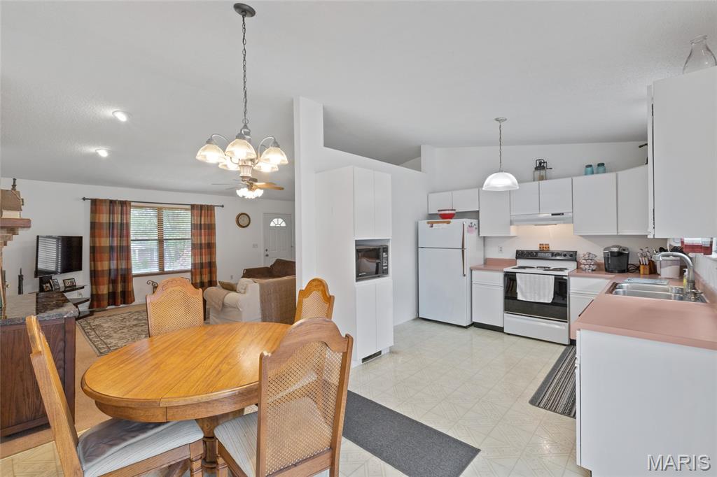 Barrington Oaks 02 - Residential