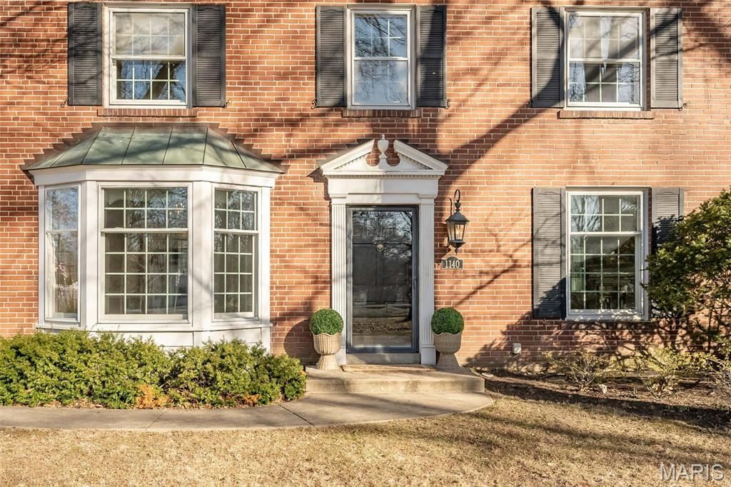 Photo of 1140 S Geyer Road, Kirkwood, MO 63122 (MLS # 26007171)