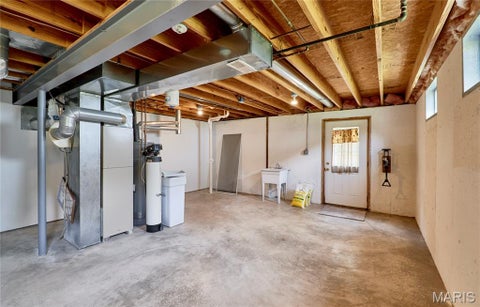 Tiny photo for 25 Spanish Oak Court, Troy, MO 63379 (MLS # 26048319)
