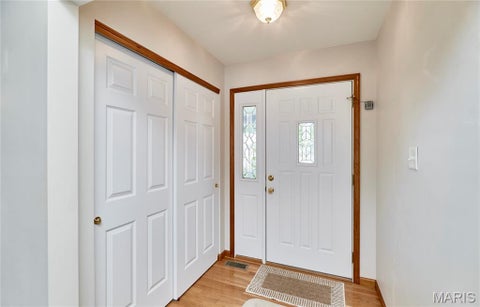 Tiny photo for 25 Spanish Oak Court, Troy, MO 63379 (MLS # 26048319)