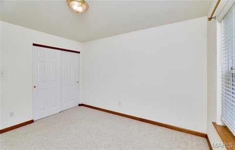 Tiny photo for 25 Spanish Oak Court, Troy, MO 63379 (MLS # 26048319)