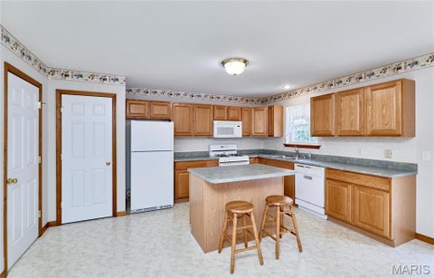Tiny photo for 25 Spanish Oak Court, Troy, MO 63379 (MLS # 26048319)