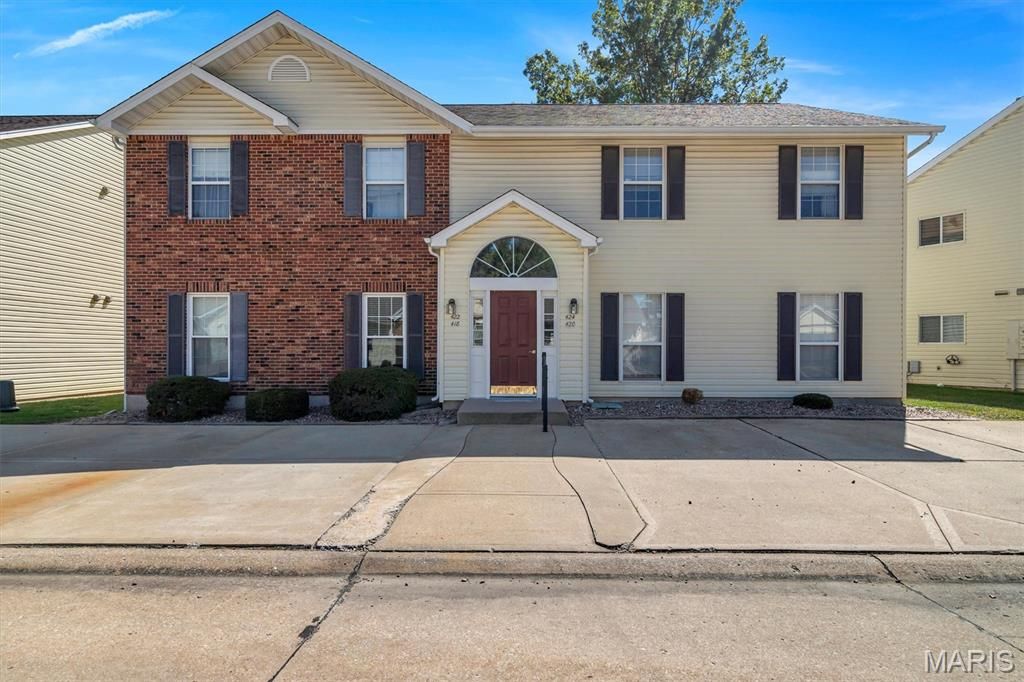 Photo of 420 Cambridge Place #2, St Peters, MO 63376 (MLS # 26013826)