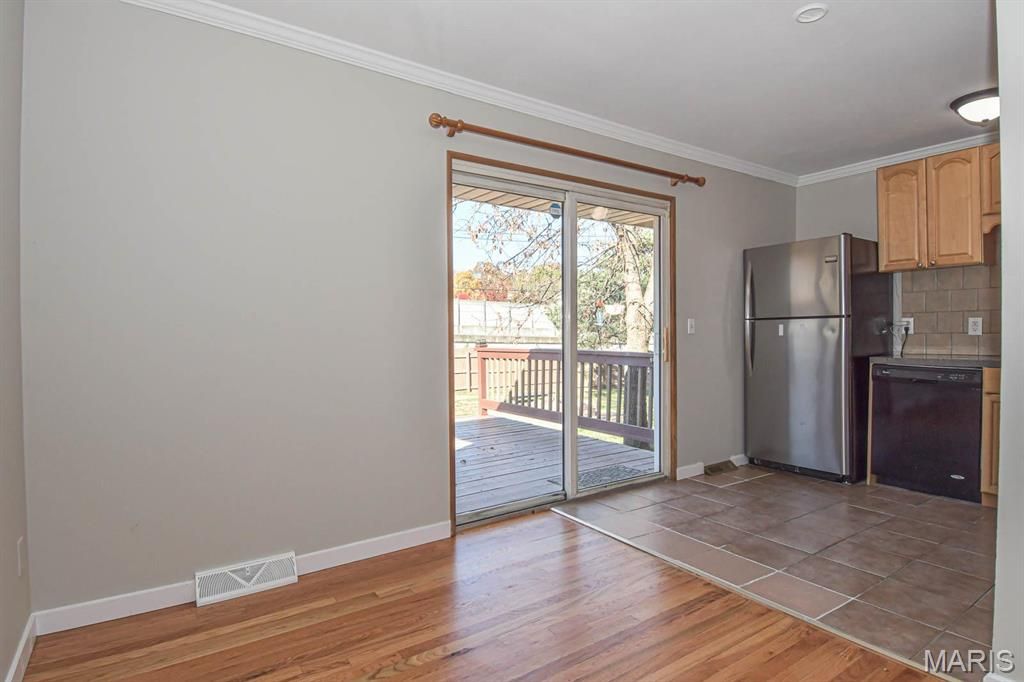 Photo of 803 Villette Court, Ballwin, MO 63011 (MLS # 26012212)