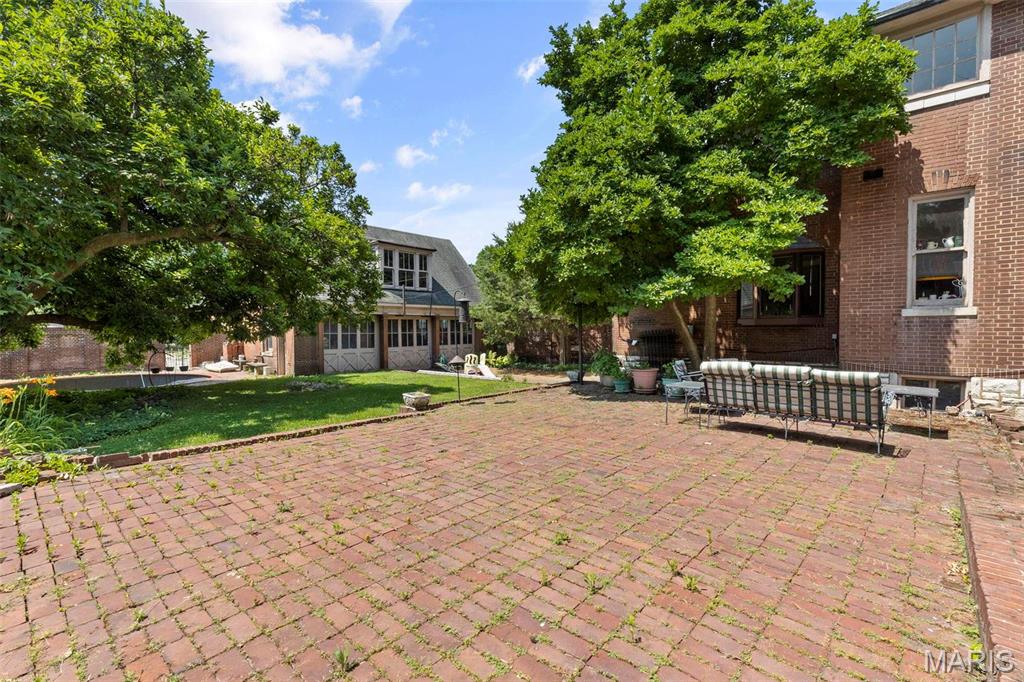 Kingsbury Place Add - Residential