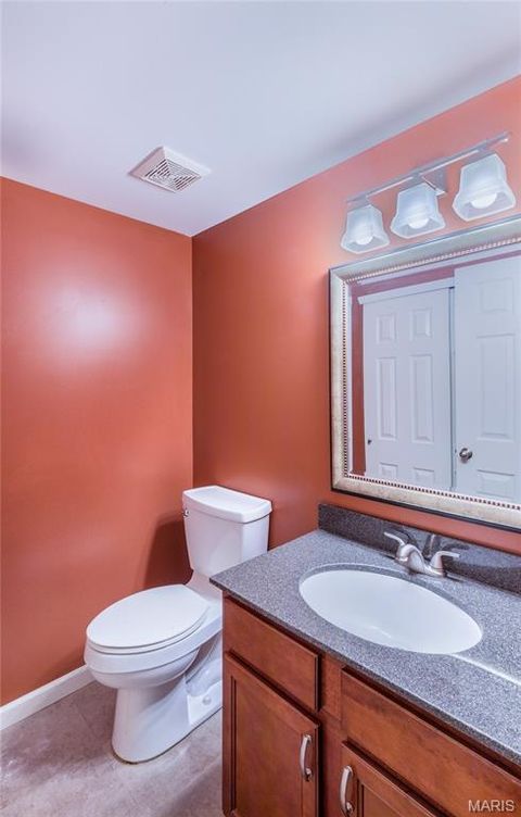 Tiny photo for 752 Charleston Oaks Drive, Ballwin, MO 63021 (MLS # 26025524)