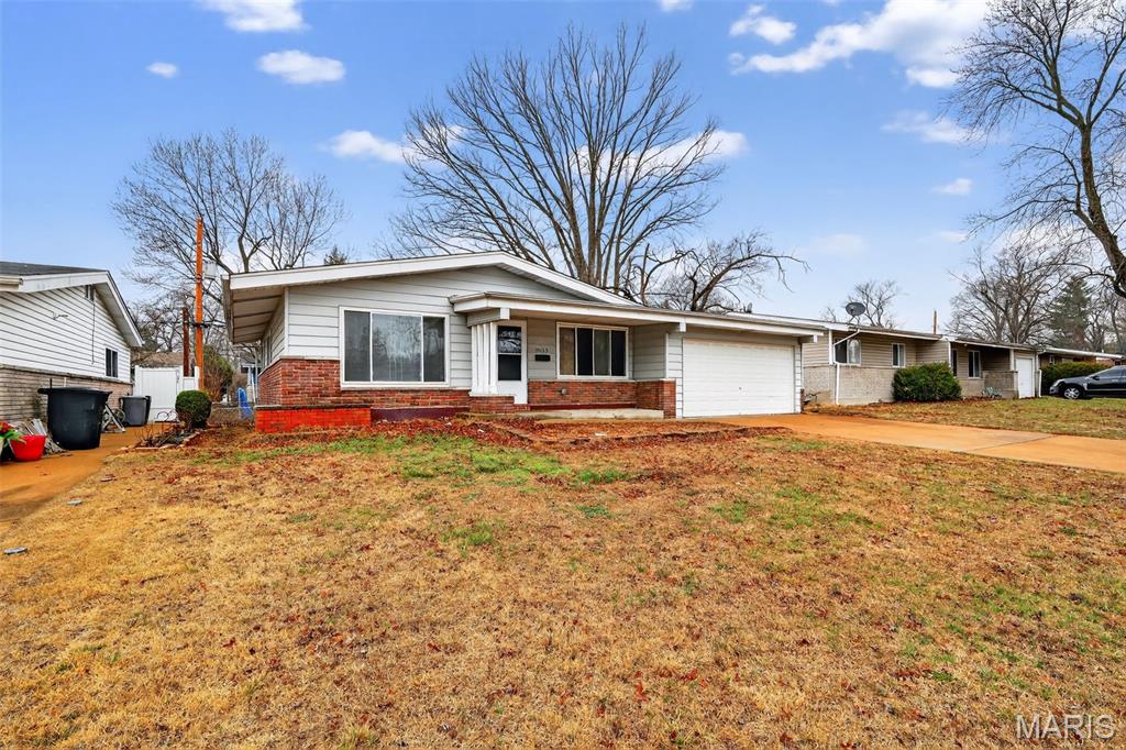 Hathaway Manor 8 - Residential