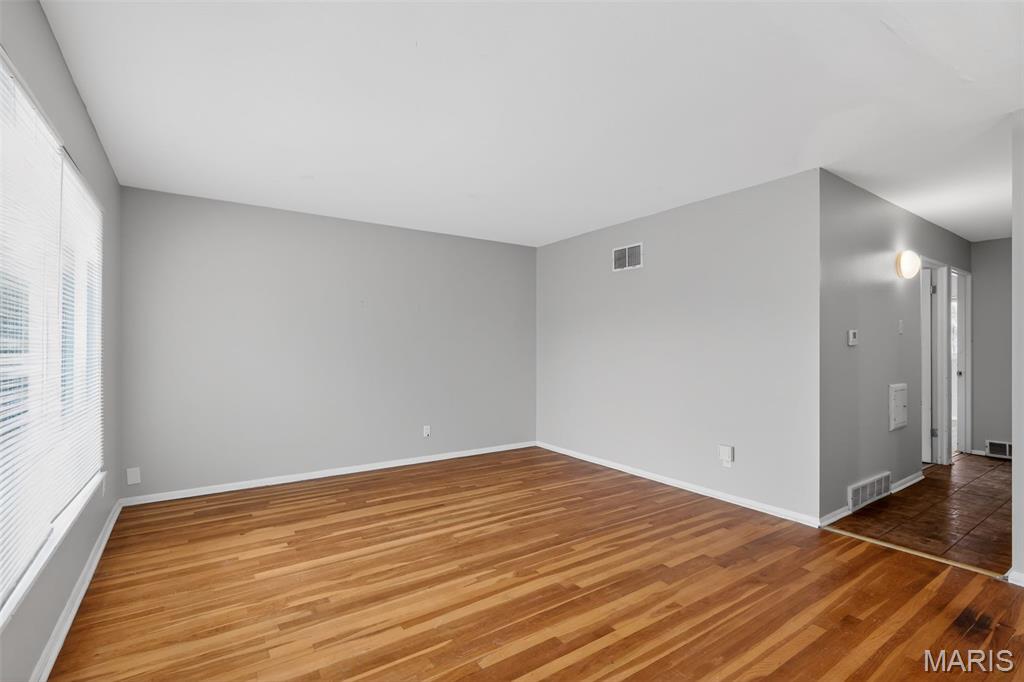 Hathaway Manor 8 - Residential