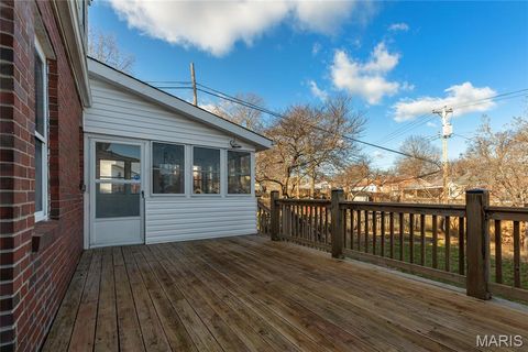 Tiny photo for 9 Holly Drive, Webster Groves, MO 63119 (MLS # 26001912)