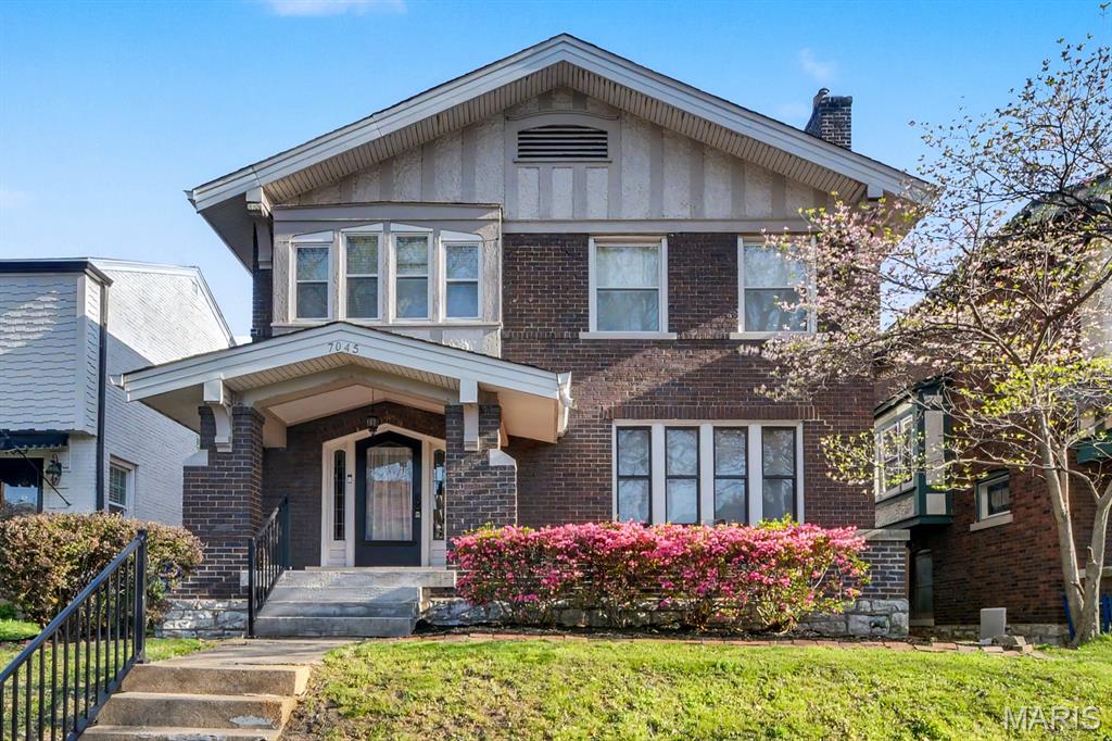 West Portland Place - Residential Lease